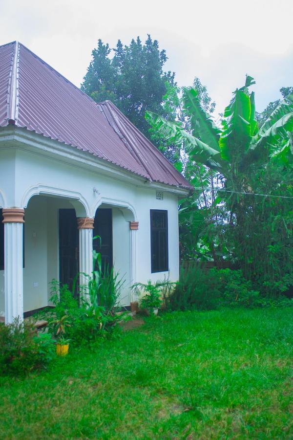 Bed and Breakfast New Dream House Аруша Экстерьер фото