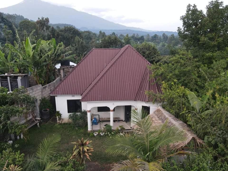Bed and Breakfast New Dream House Аруша Экстерьер фото